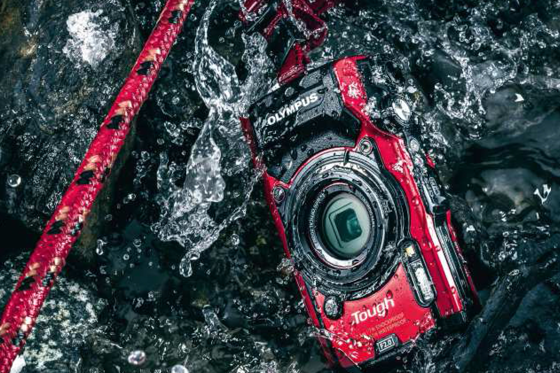 NUOVA OLYMPUS STYLUS TOUGH TG-5