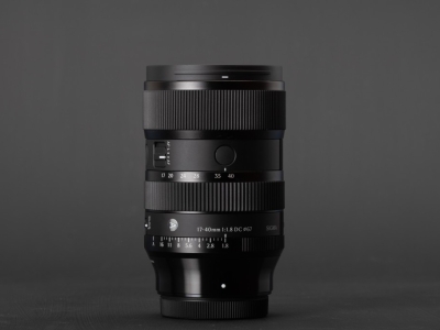 Sigma ripropone lo zoom APS-C più veloce di sempre